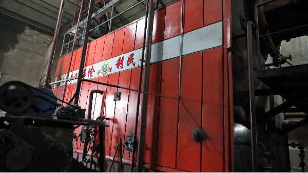 燃煤改秸稈直燃鍋爐供暖，燃料成本省一半